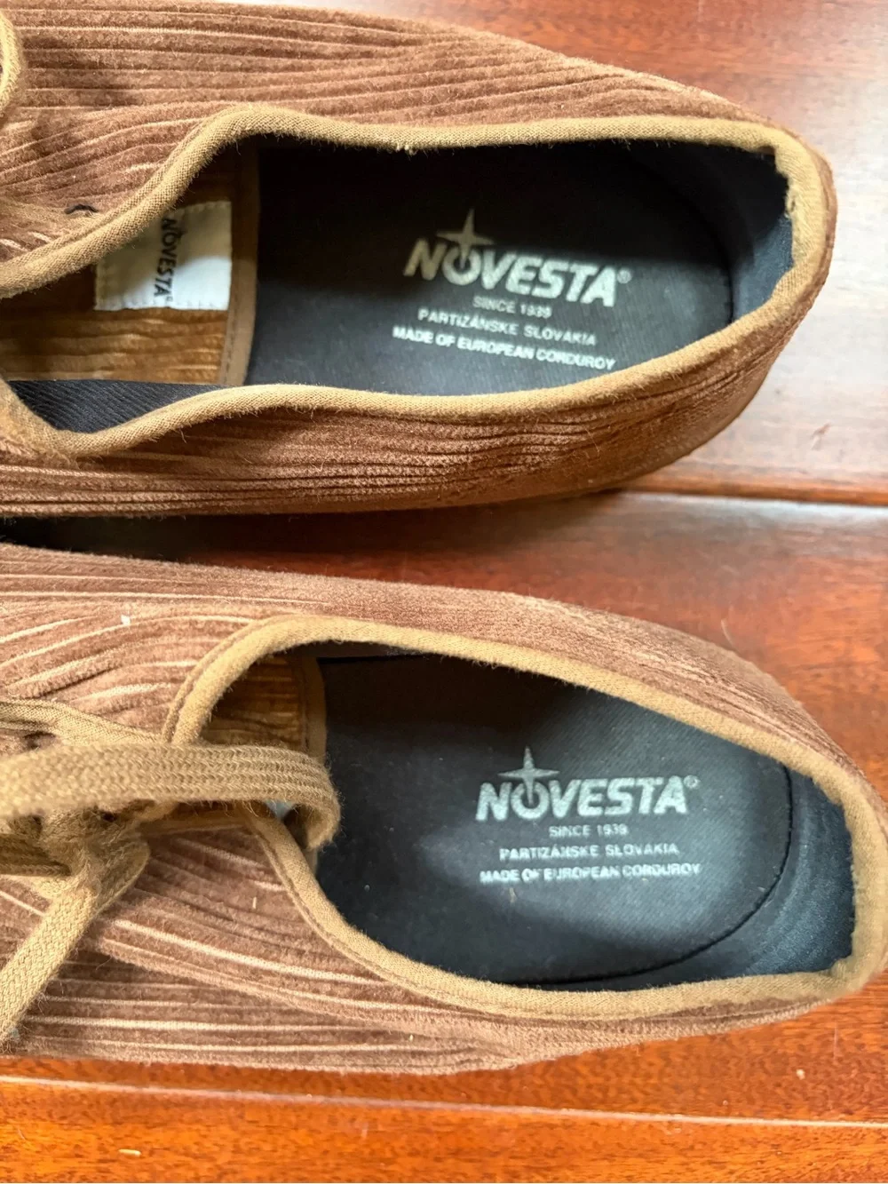 Novesta corduroy sneakers 45